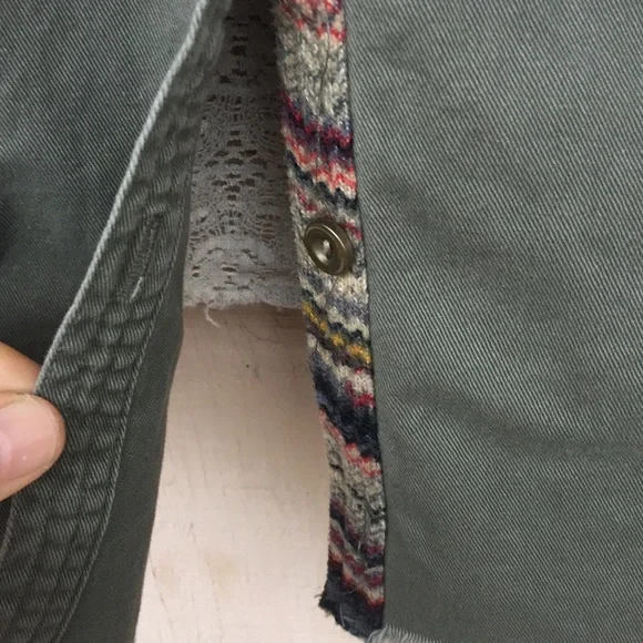 BKE gimmicks beaded lace back utility boho vest - Picture 6 of 10